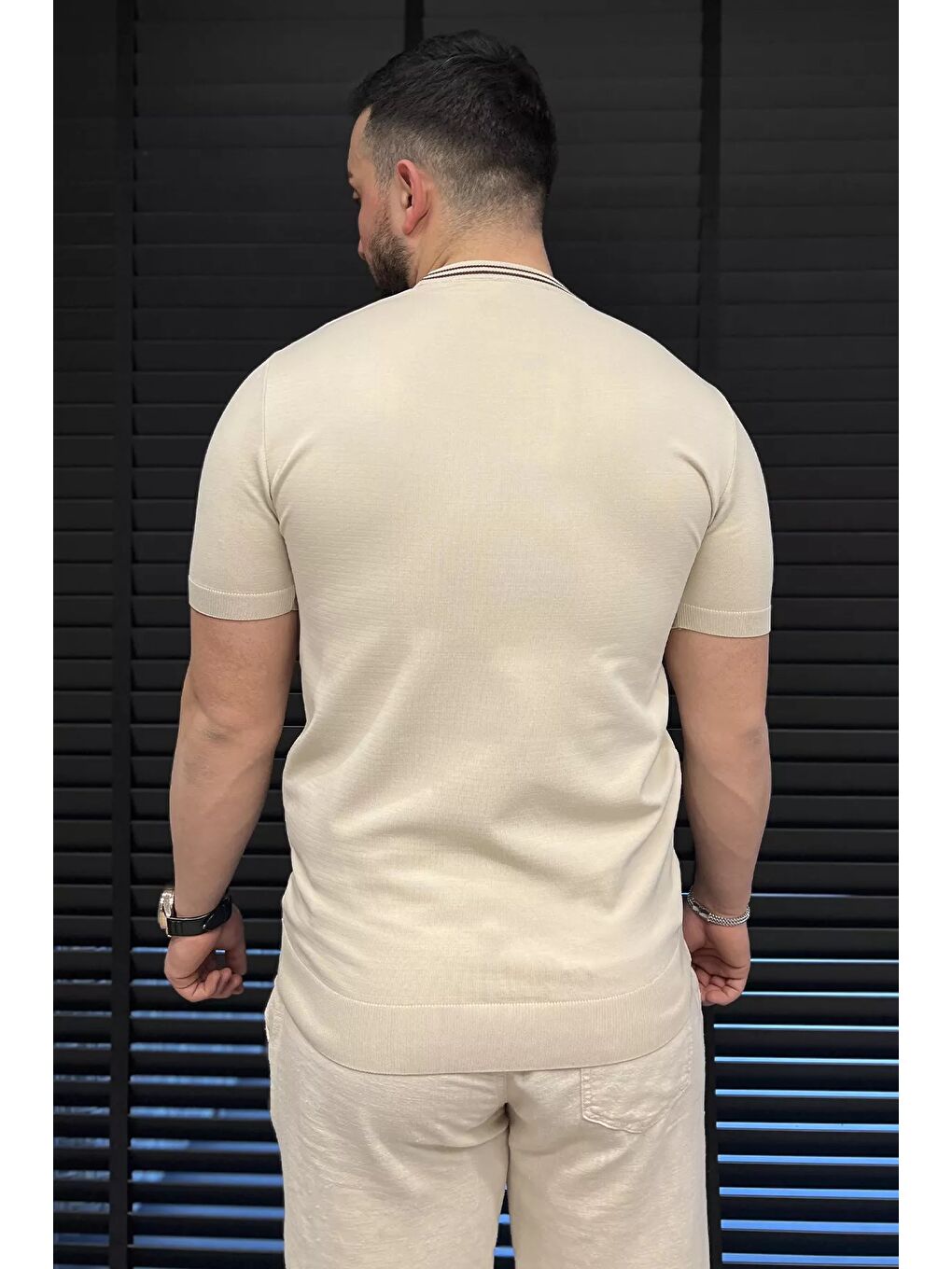 Bej Nakışlı Bisiklet Yaka Erkek Tişört-2