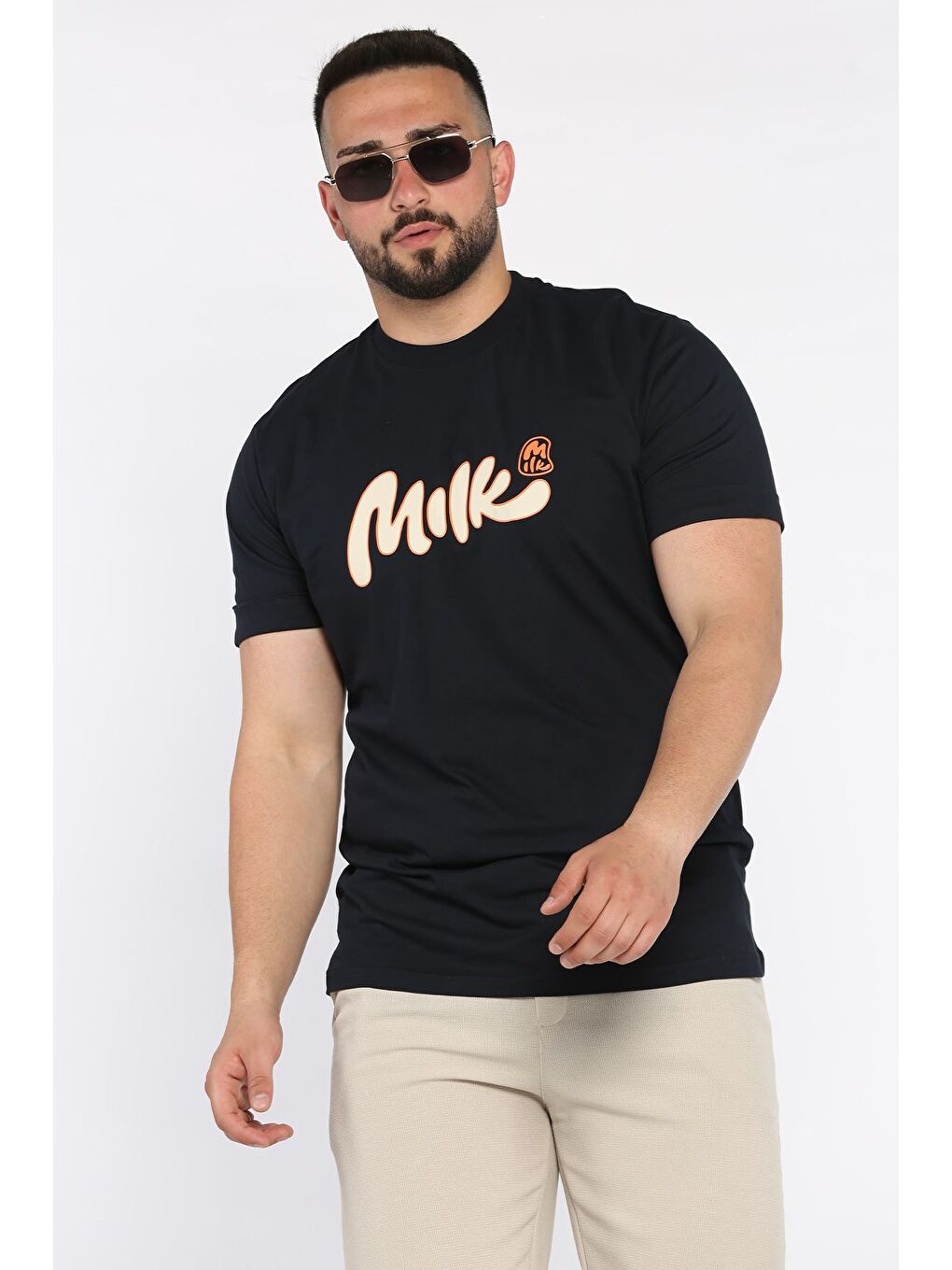 Lacivert Erkek Bisiklet Yaka Milk Baskılı Tişört-3