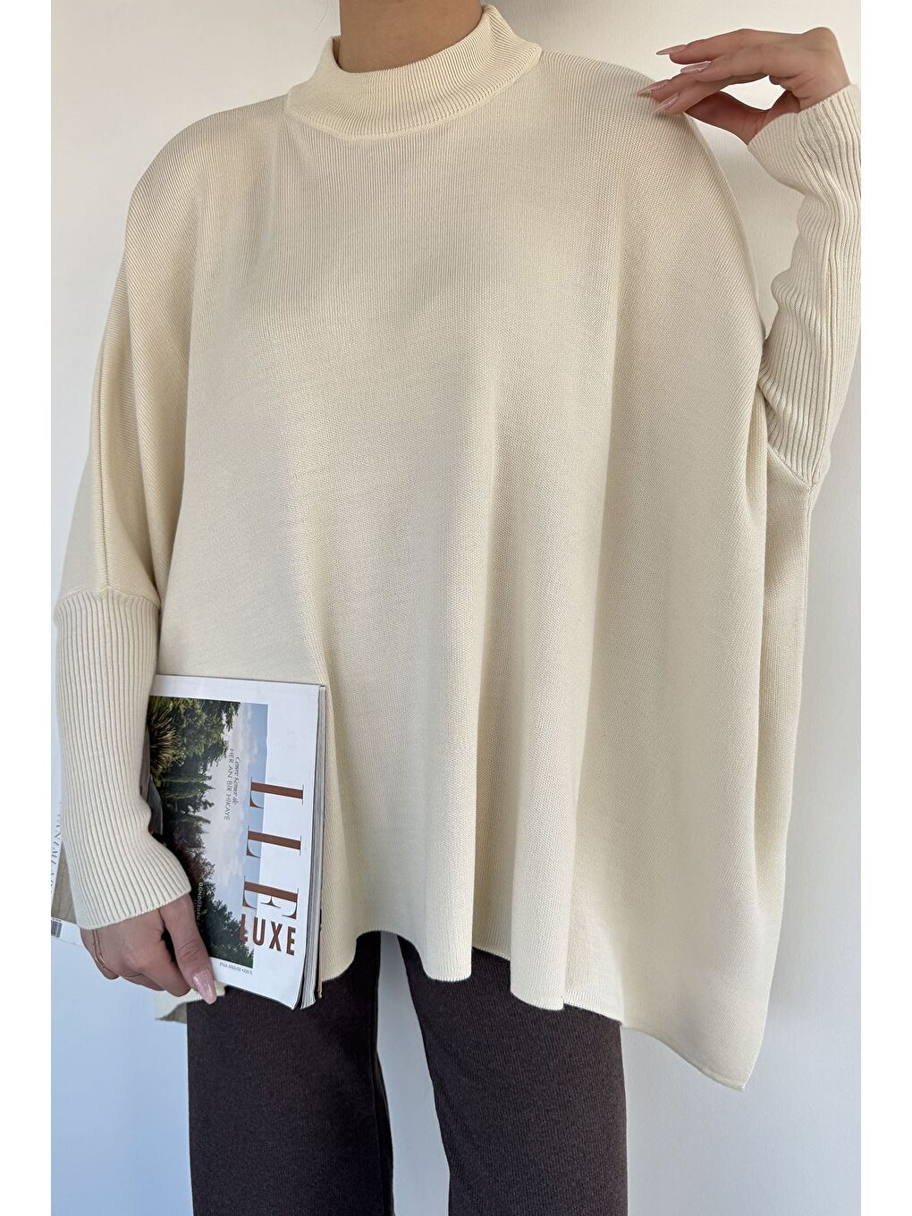 Ekru Kadın Bisiklet Yaka Düz Renk Triko Panço-2