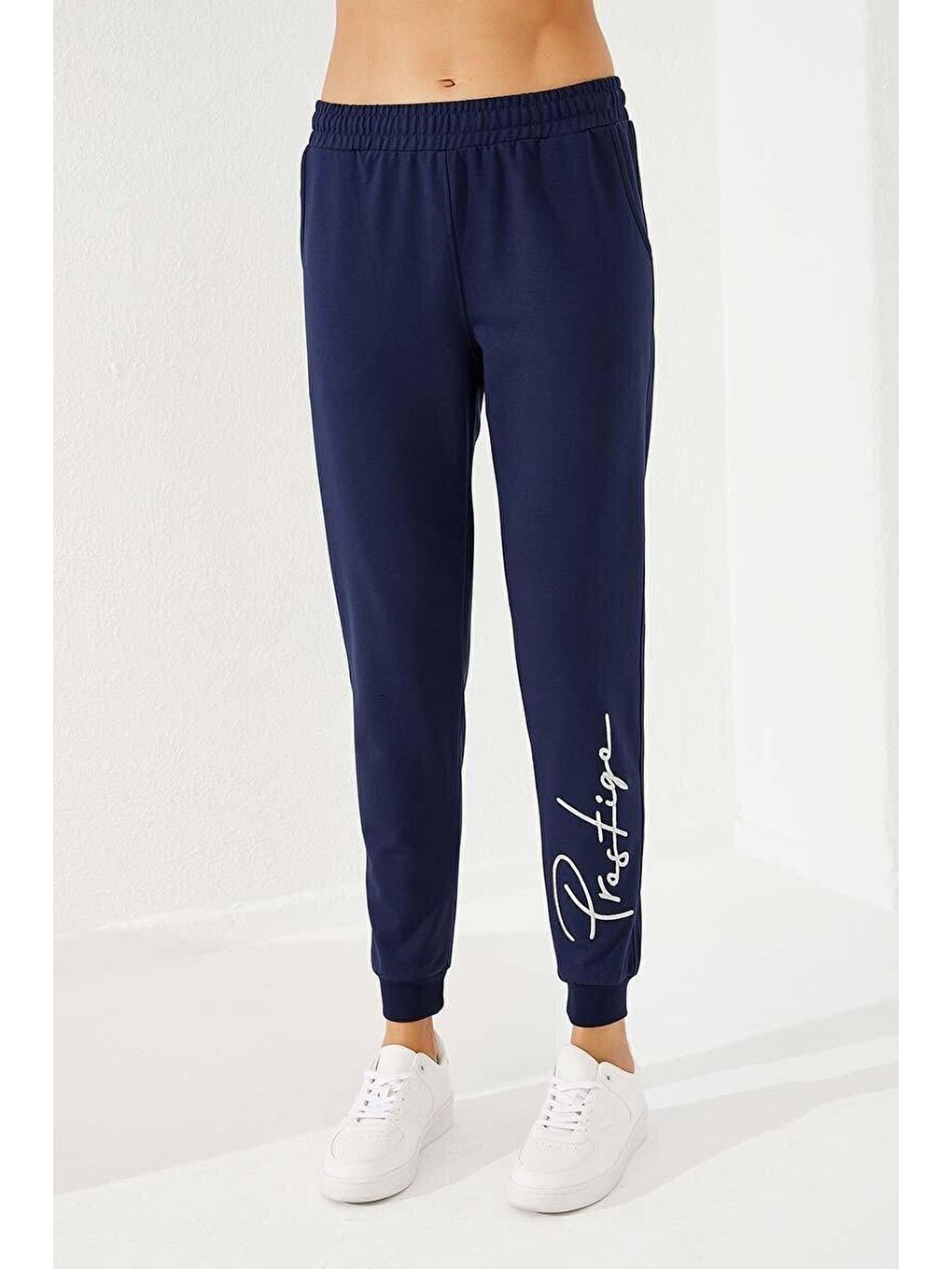 İndigo Yazı Nakışlı Jogger Rahat Form Manşetli Kadın Eşofman Alt - 94578-1