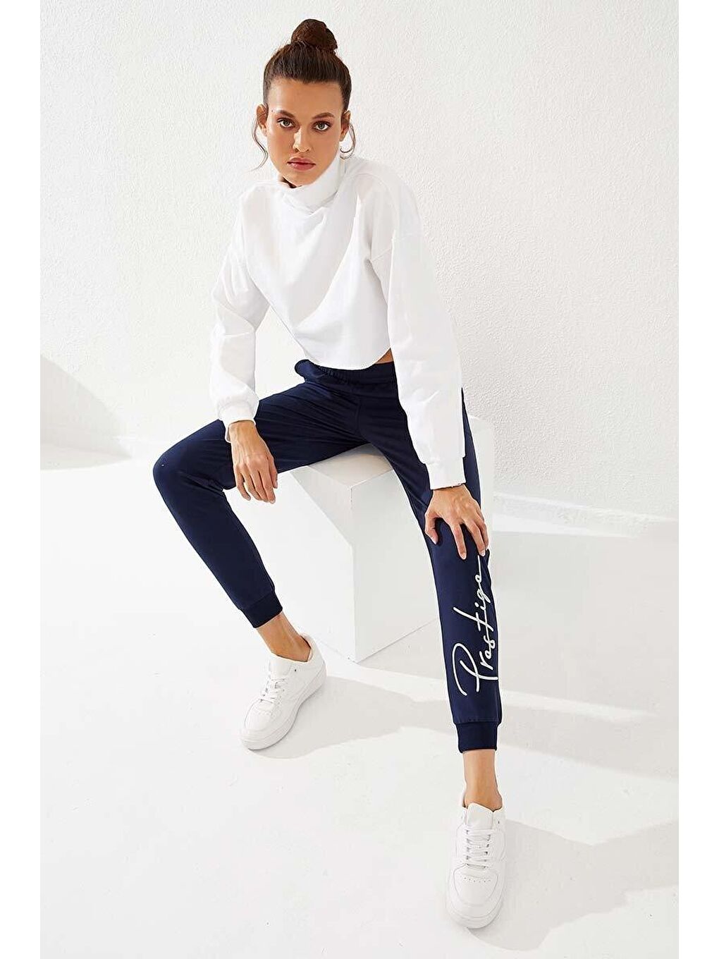 İndigo Yazı Nakışlı Jogger Rahat Form Manşetli Kadın Eşofman Alt - 94578-2