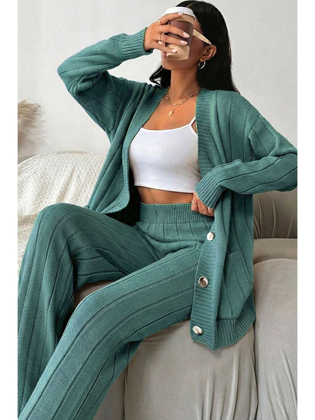 Yeşil Kadın Ön Düğmeli Kendinden Çizgi Desenli Triko Hırka Pantolon İkili Takım