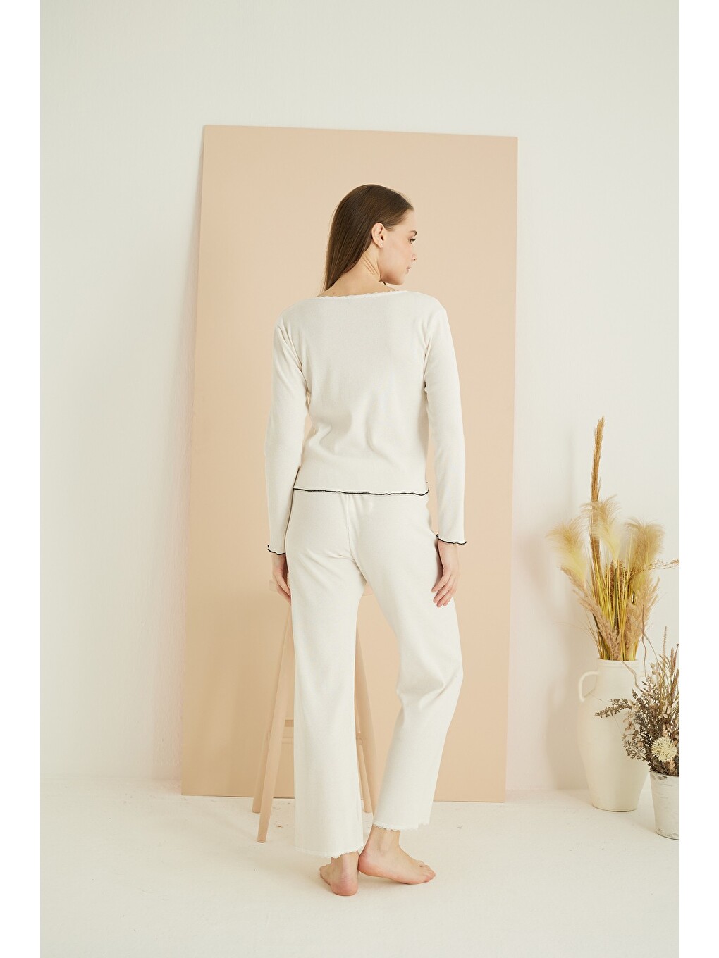 Ekru Dantelli Fiyonklu Fitilli Kaşkorse Örme Pijama Takım 7816-3