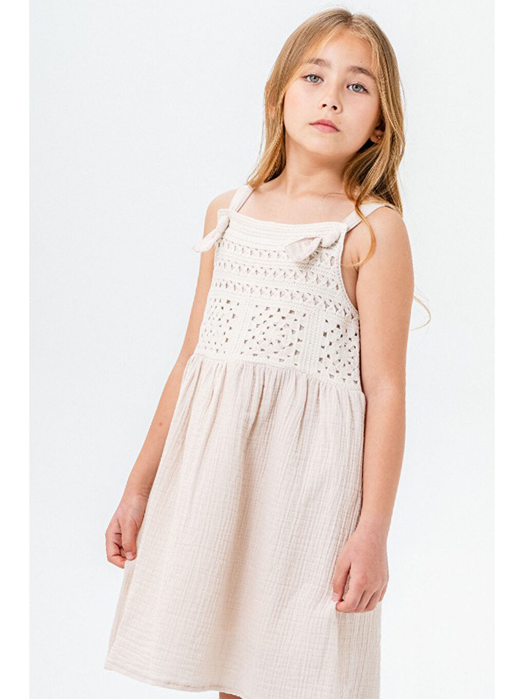 Beyaz Dantel Detaylı Müslin Kız Çocuk Elbise 21083-1