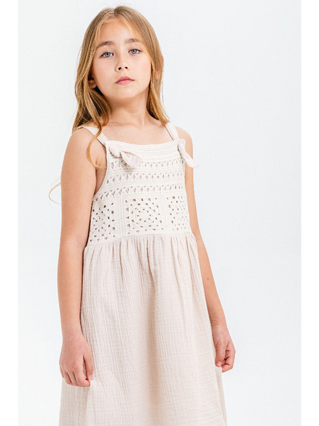 Beyaz Dantel Detaylı Müslin Kız Çocuk Elbise 21083-3