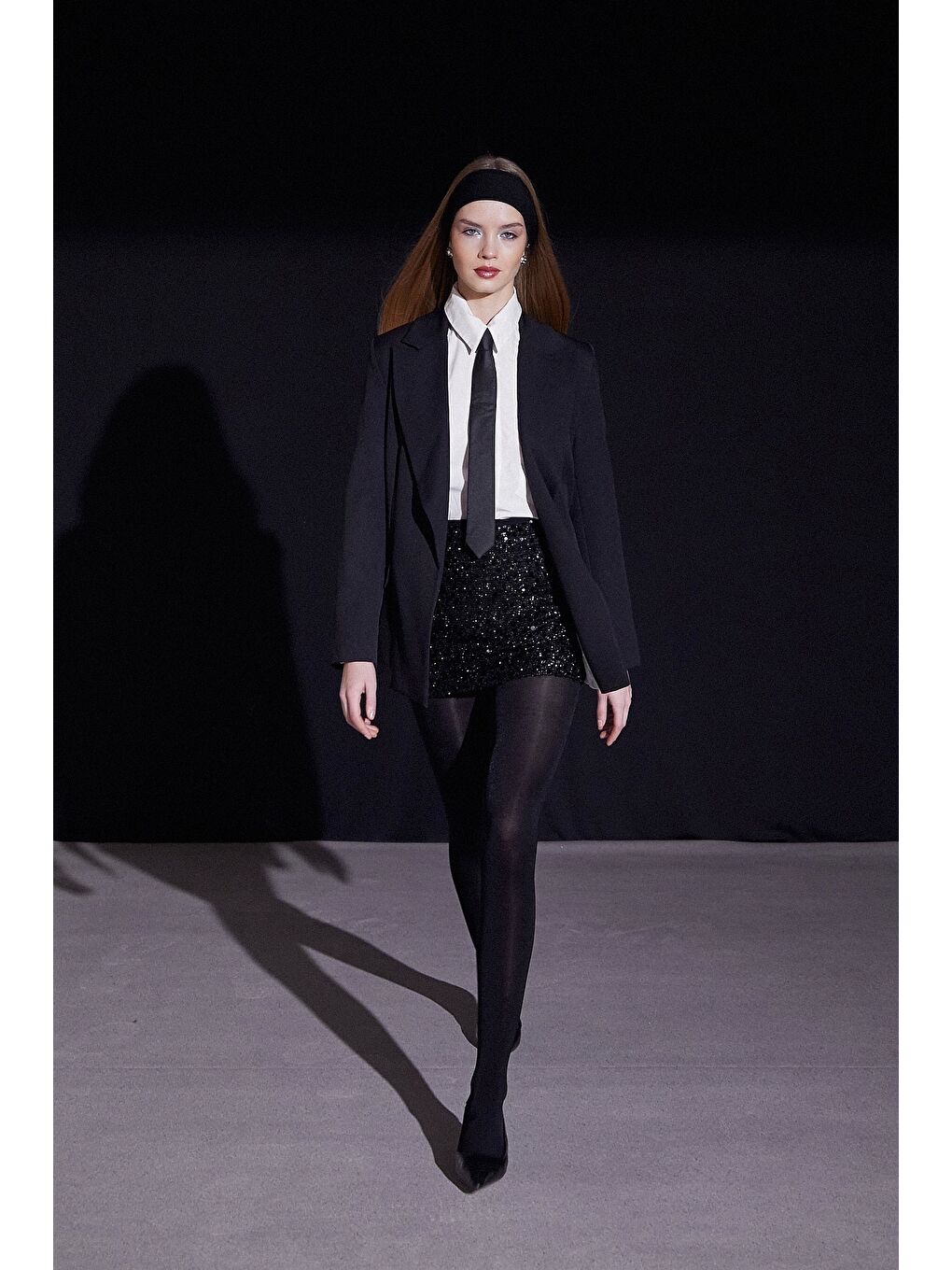 Pul Detaylı Mini Etek Siyah-2