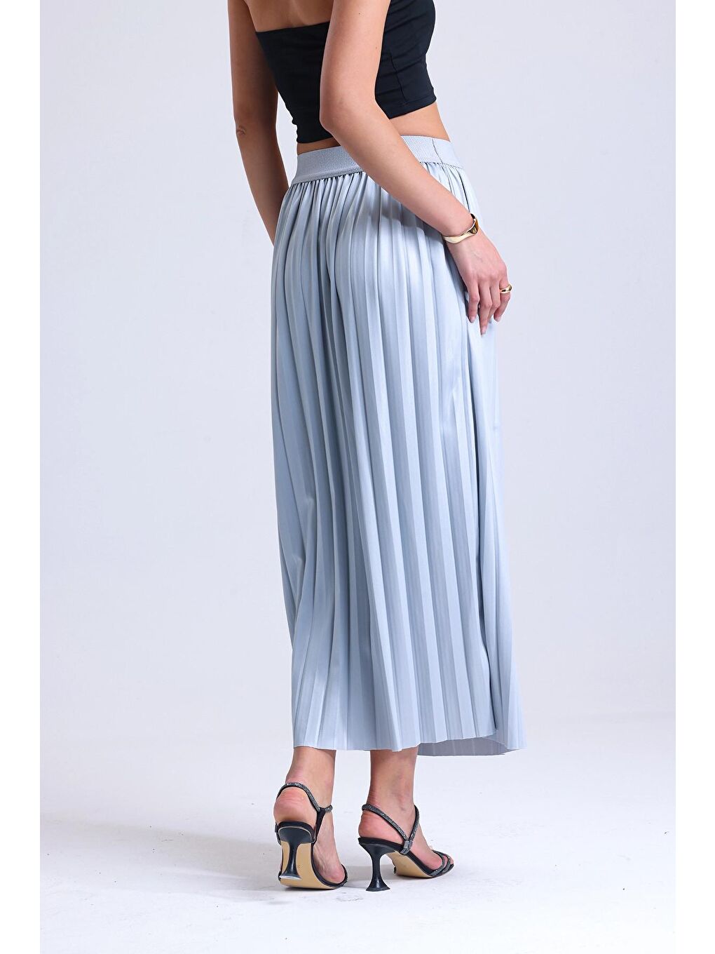 Mavi Saten Görünümlü Beli Lastikli Pileli Esnek Astarsız Uzun Kesim Etek-4