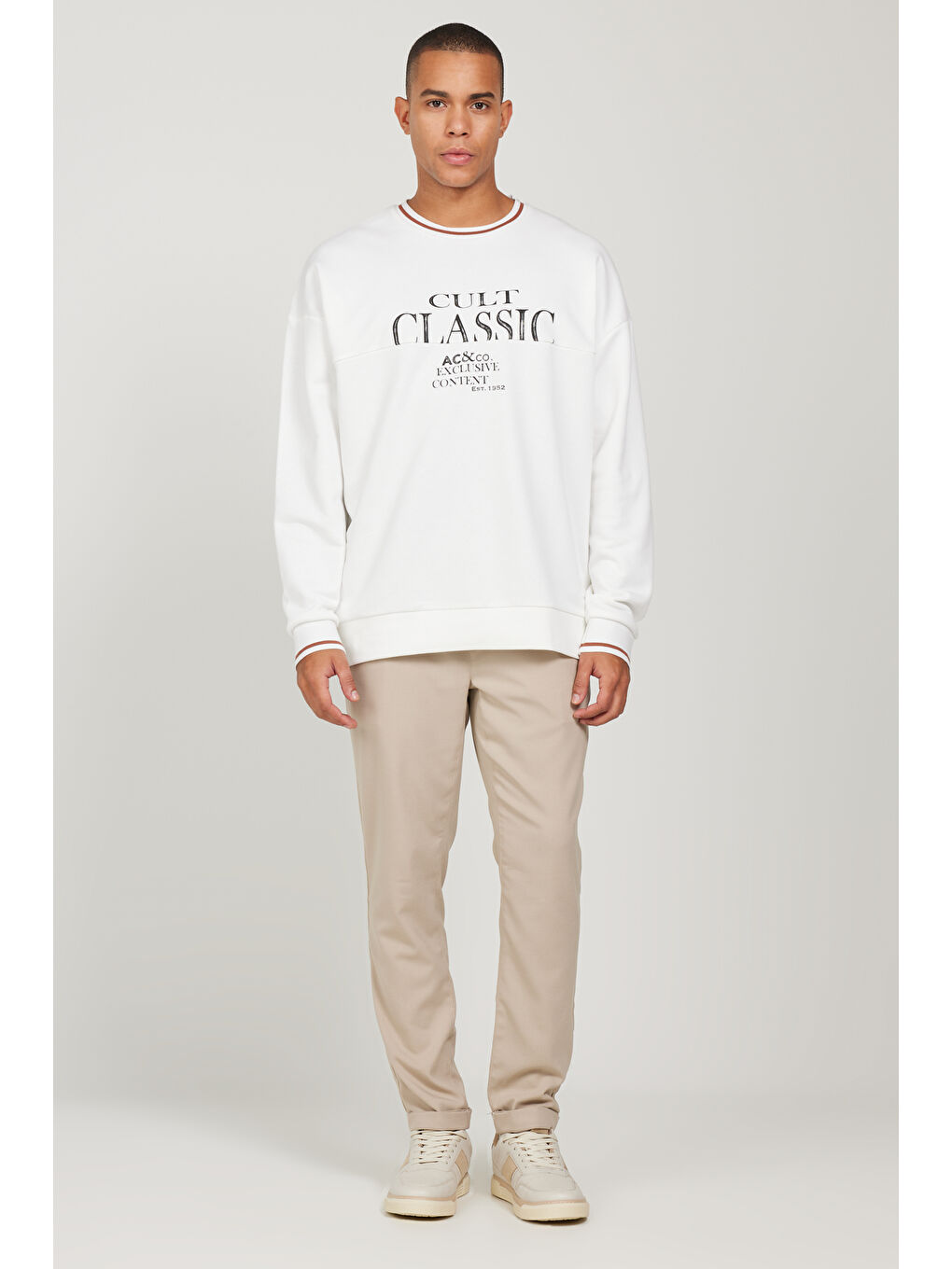 Erkek Kırık Beyaz Oversize Bol Kesim Bisiklet Yaka Pamuklu Baskılı Sweatshirt-1