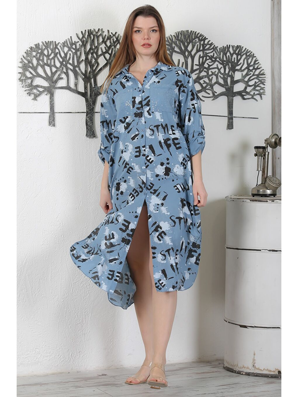 İtalyan Petrol Mavisi Düğmeli Uzun Kollu Desenli Çift Cepli Pul Payetli Dokuma Yazlık Elbise 130 65