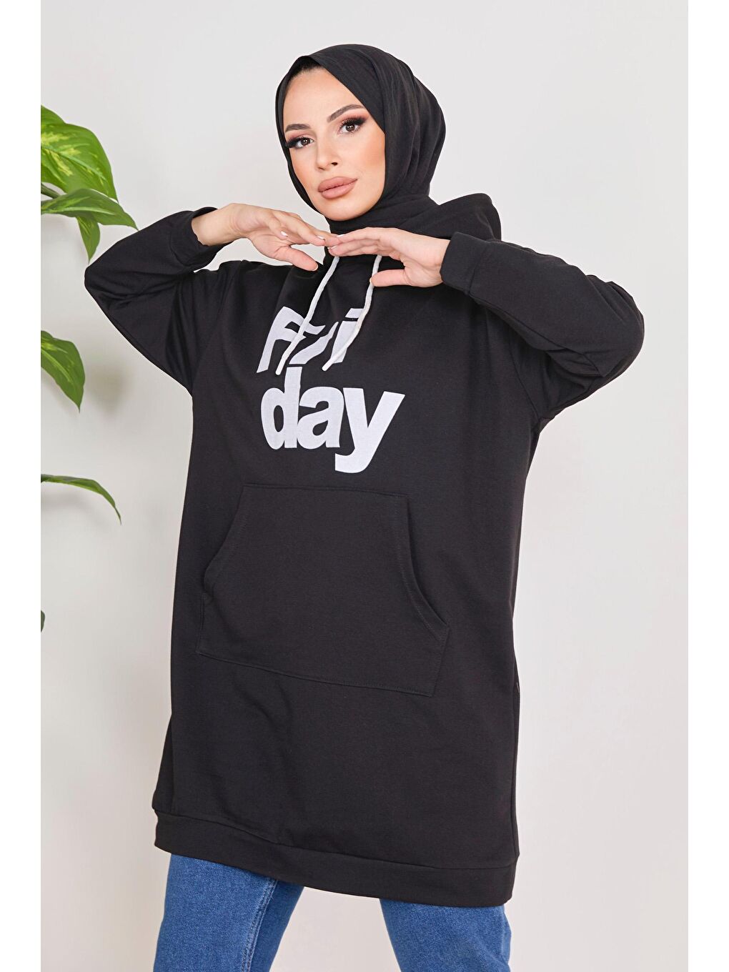 Kapüşonlu Yaka Kadın Siyah Kapüşonlu Sweat - 23011-1