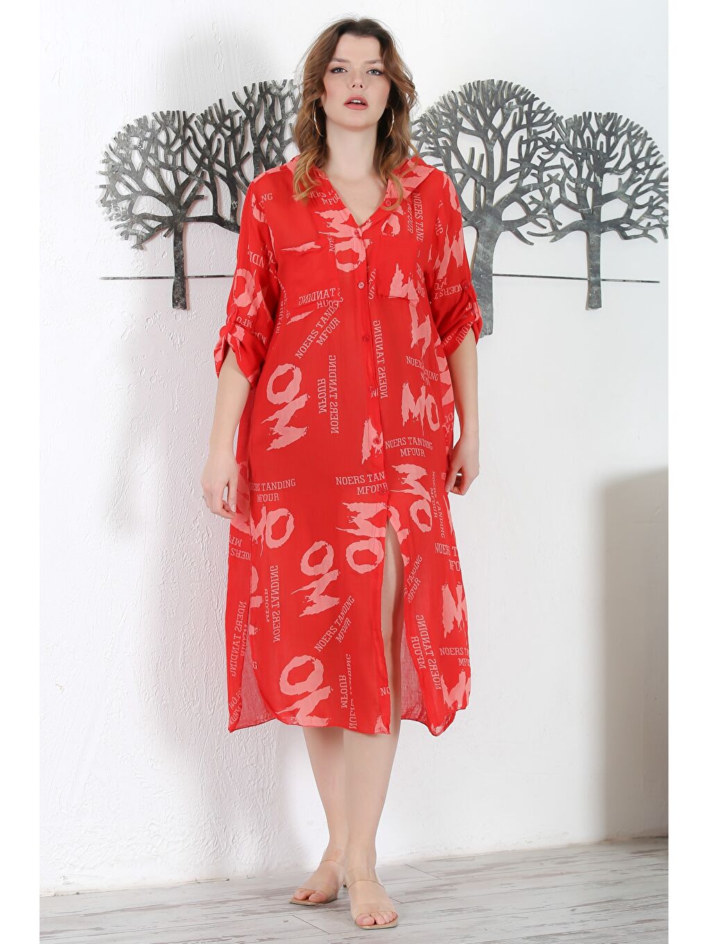 İtalyan Alev Turuncusu Kapüşonlu Düğmeli Uzun Kollu Çift Cepli Allover Baskılı Dokuma Elbise-2