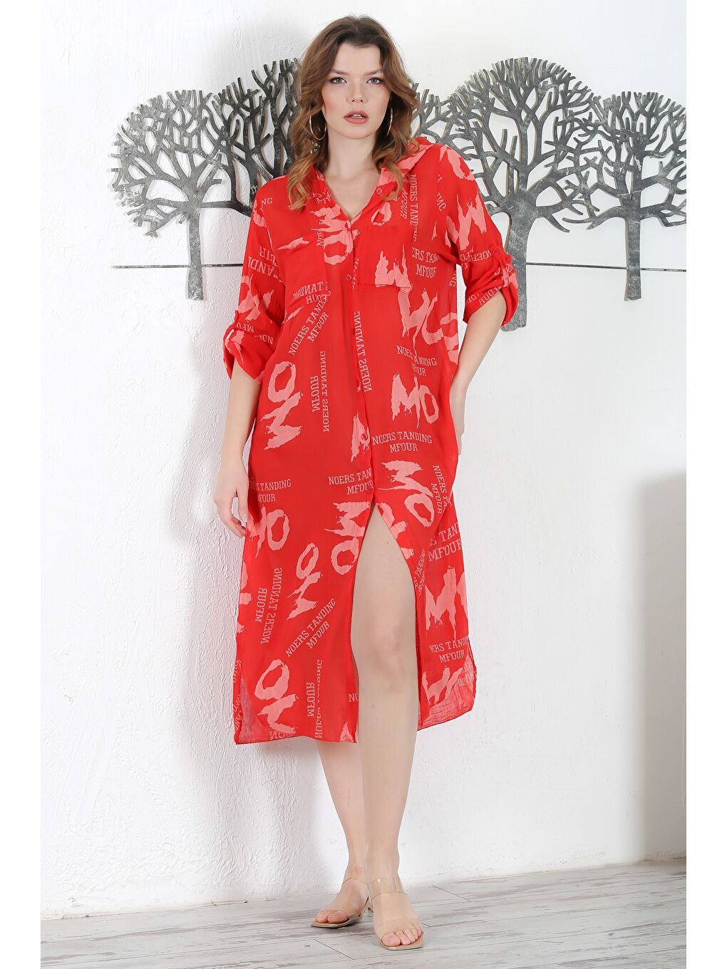 İtalyan Alev Turuncusu Kapüşonlu Düğmeli Uzun Kollu Çift Cepli Allover Baskılı Dokuma Elbise-3