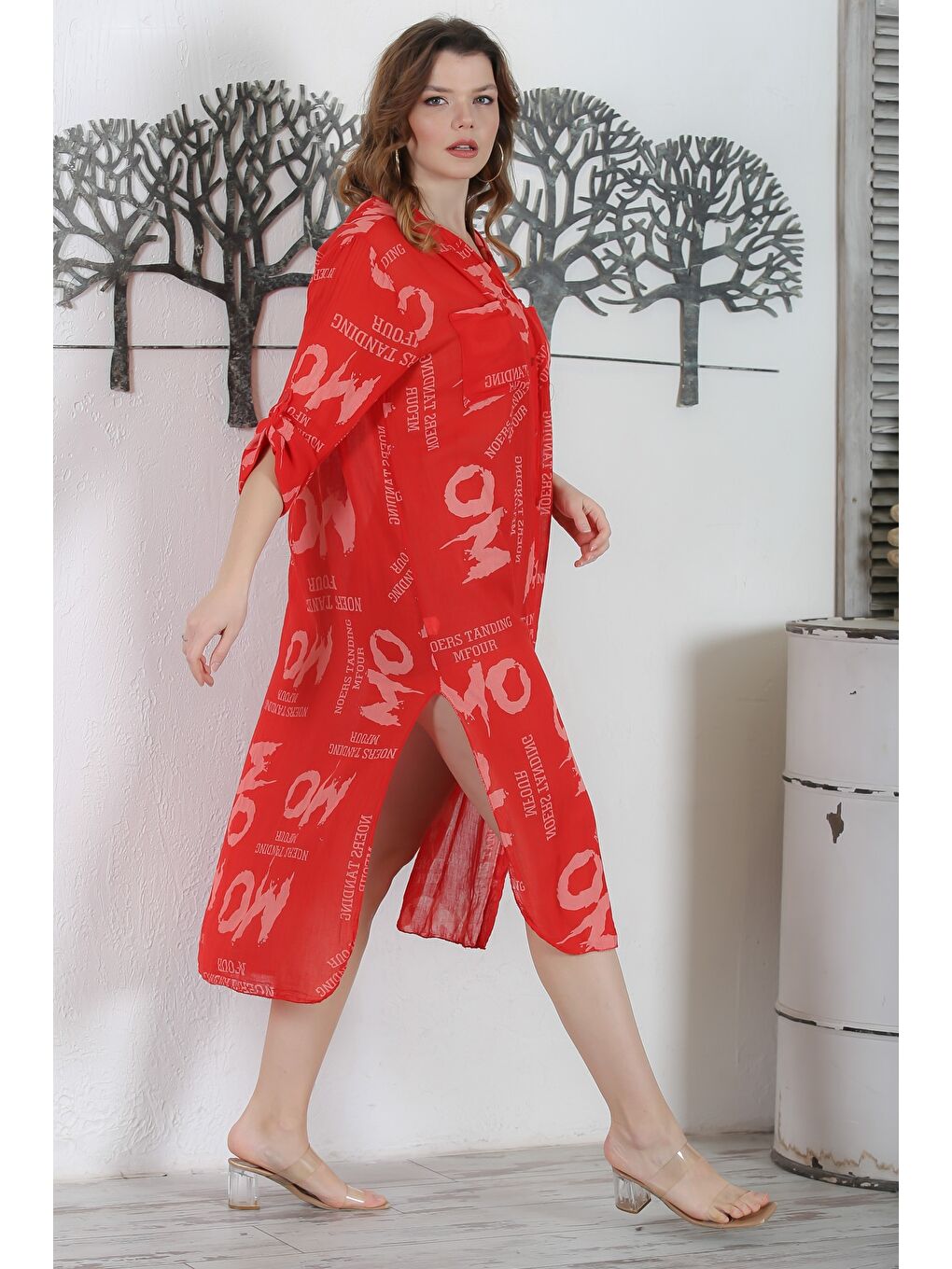 İtalyan Alev Turuncusu Kapüşonlu Düğmeli Uzun Kollu Çift Cepli Allover Baskılı Dokuma Elbise-5