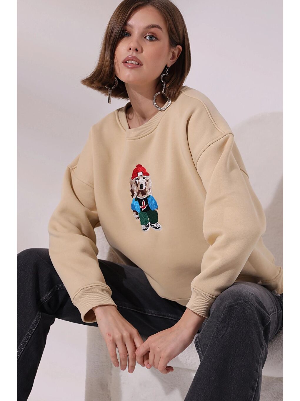Bej Köpek Baskılı Sweatshirt-4