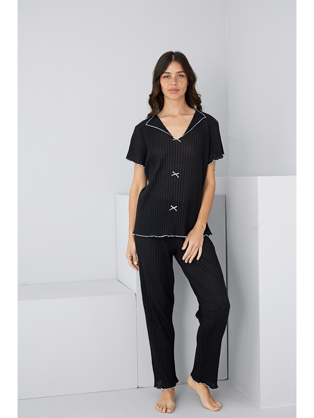 Siyah Mevsimlik İnce Fiyonklu Pijama Takım7879-1