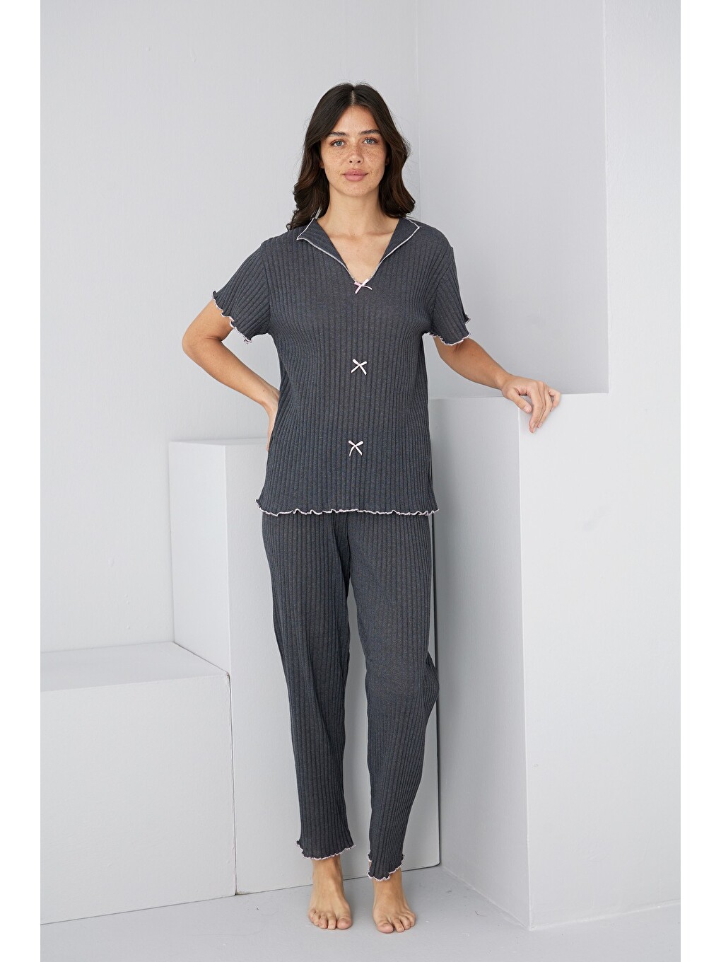Antrasit Mevsimlik İnce Fiyonklu Pijama Takım7879-1