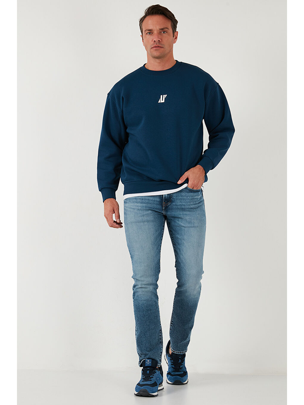 Buratti İndigo Regular Fit Bisiklet Yaka Pamuklu İçi Tüylü Yumuşak Şardonlu Erkek Sweatshirt  5905405