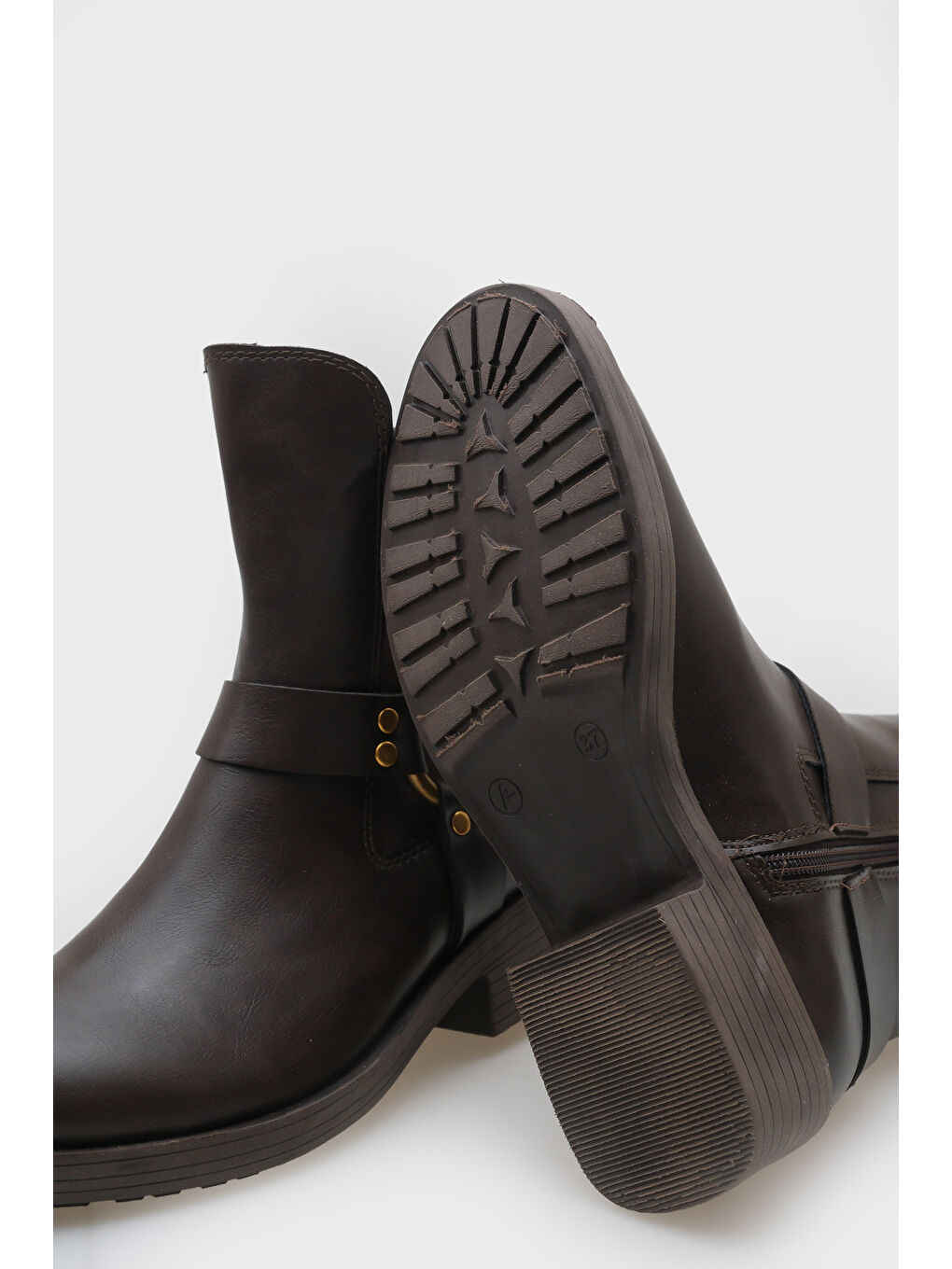 Kahverengi Lianne Metal Aksesuarlı Lastikli Motorcu Bot-4