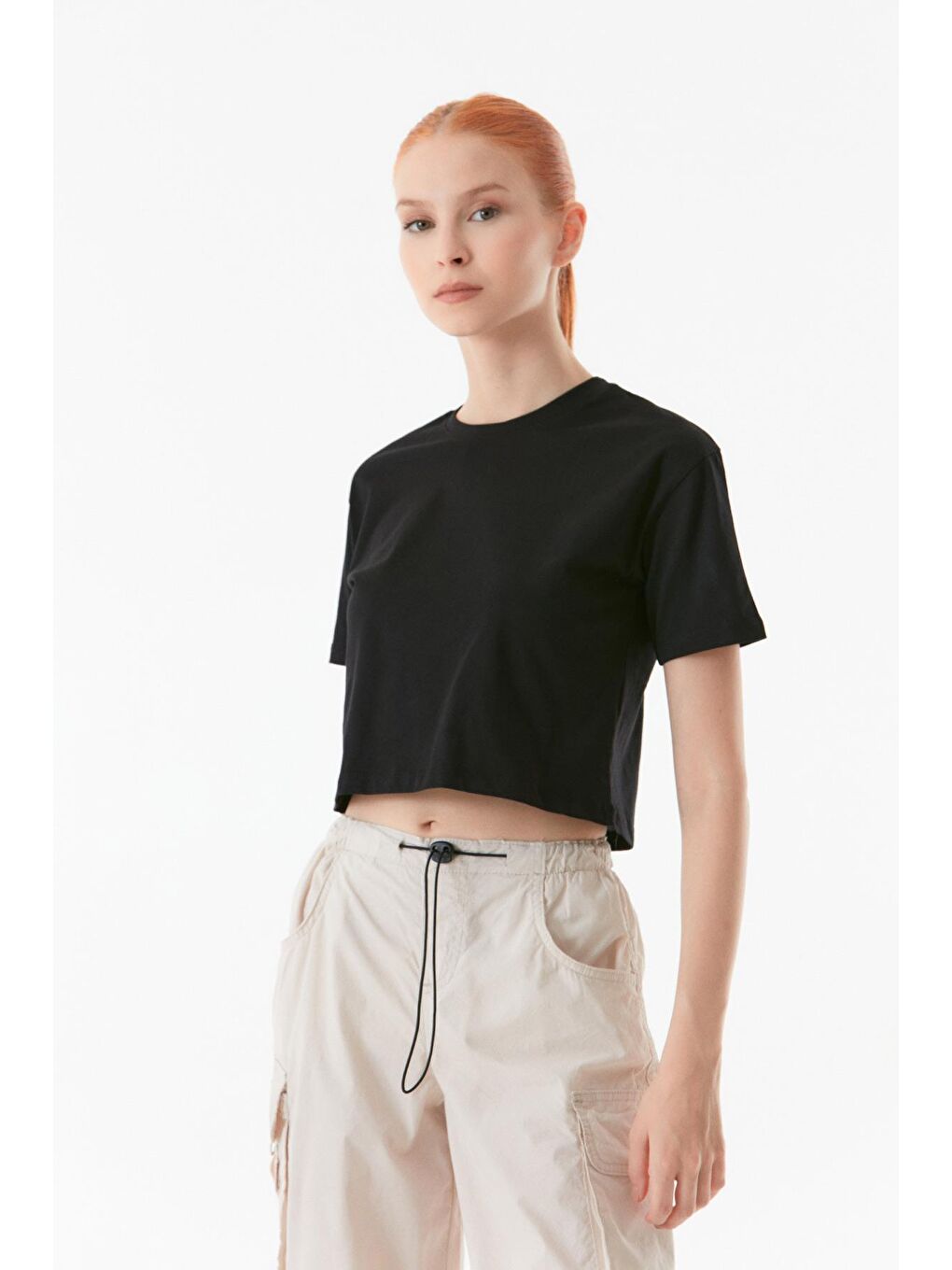 Siyah Basic Bisiklet Yaka Tişört-2