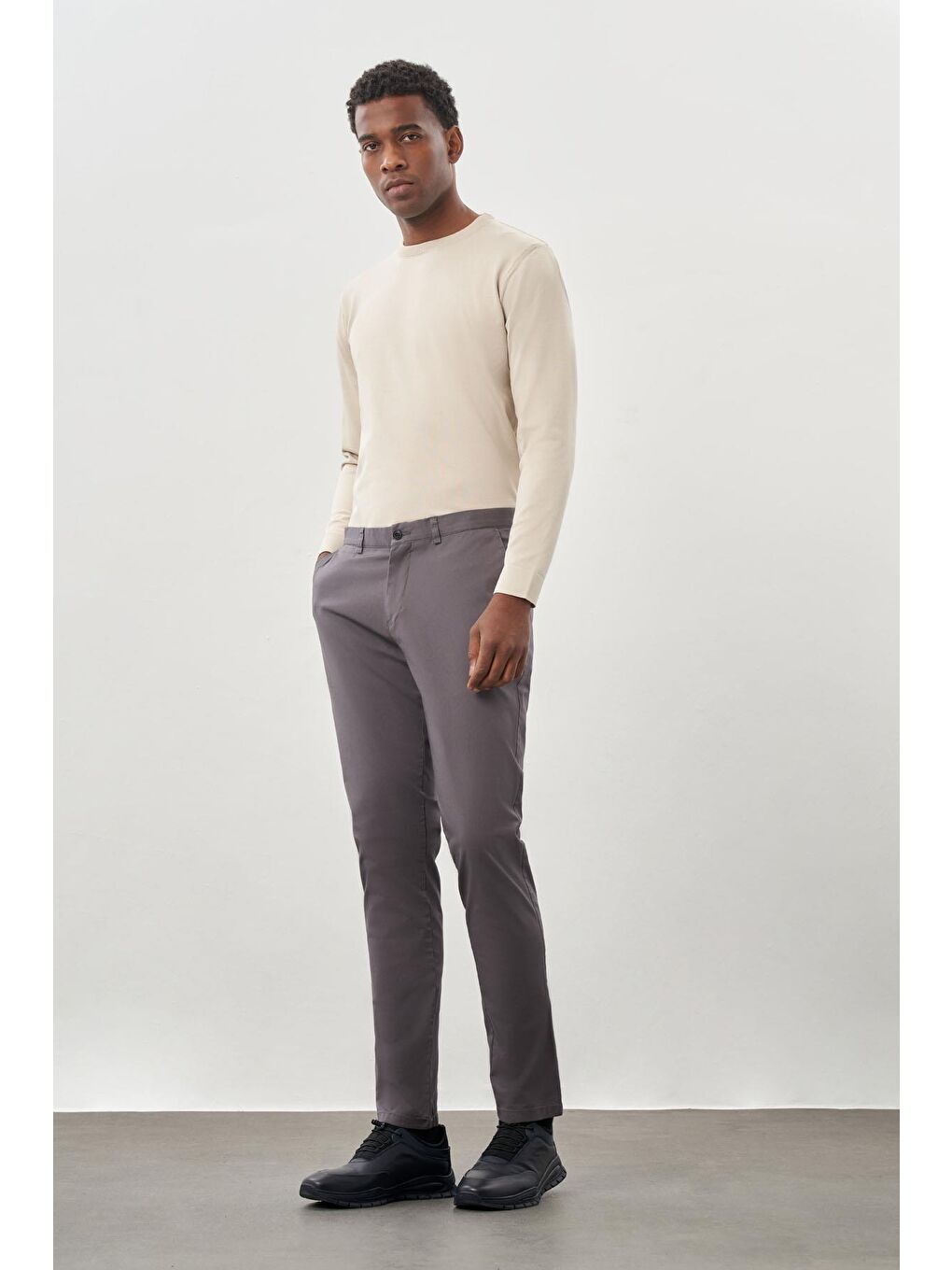 Koyu Antrasit Pamuklu Yandan Cepli Casual Comfort Fit Chino Pantolon 1003230164-1