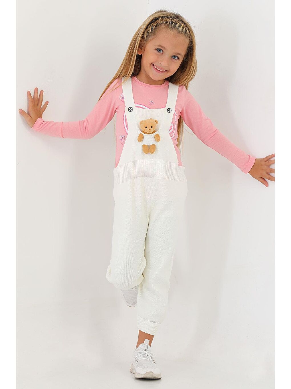 Askılı Düğmeli Önü Ayıcıklı Ekru Renk Kız Çocuk Salopet