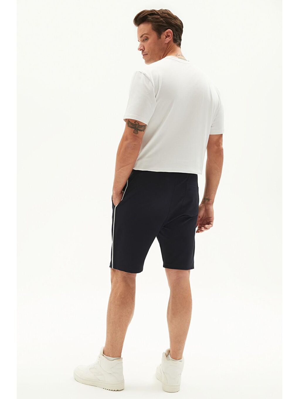 Lacivert Erkek Regular Fit Biye Detaylı Şort-4