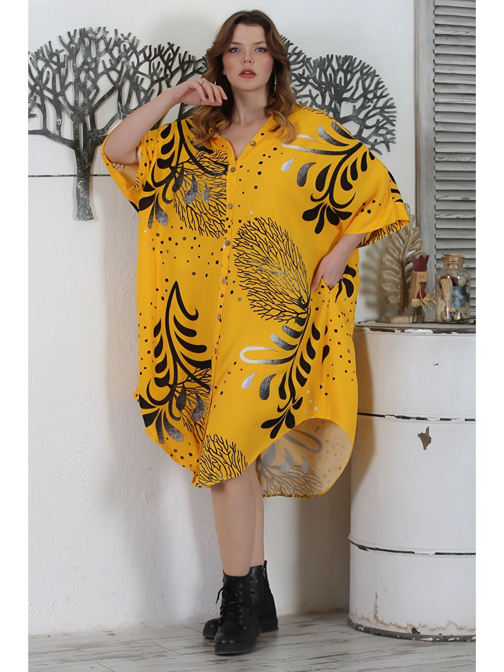 Sarı Hakim Yaka 3/4 Kol Düğmeli Gizli Cepli Casual Oversize Dokuma Elbise 121 87-1