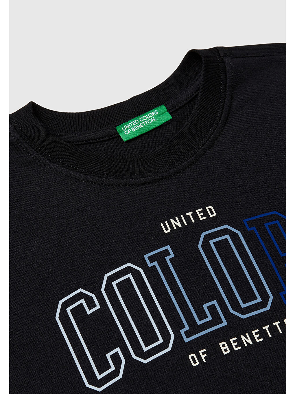 United Colors Of Benetton Siyah Erkek Çocuk Siyah Önü Çok Renkli Logo Baskılı Bisiklet Yaka Kısa Kollu T-Shirt - 2