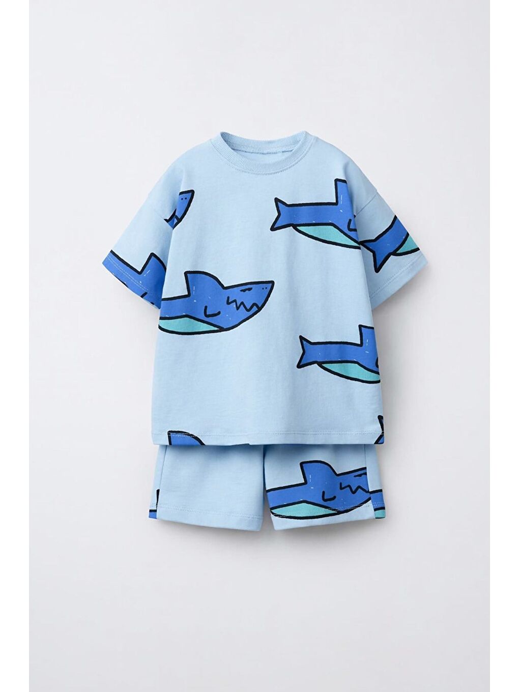 Erkek Çocuk Pamuklu Mavi Köpek Balığı Baskılı T-Shirt Ve Şort Alt Üst Takım