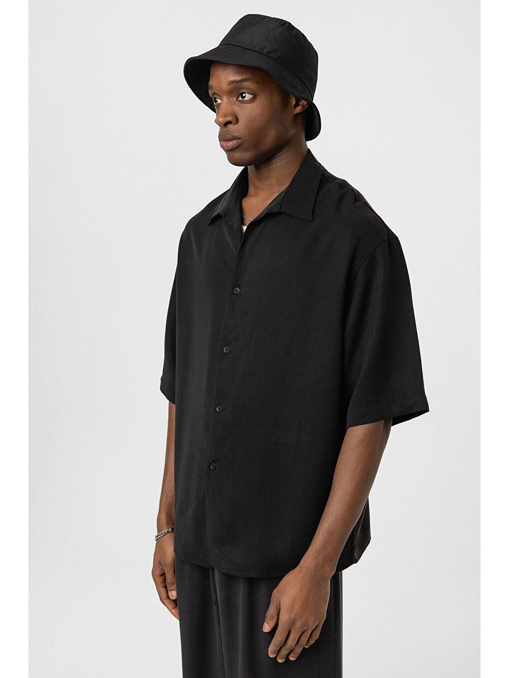 Oversize Lyocell Kumaş Gömlek Siyah-3