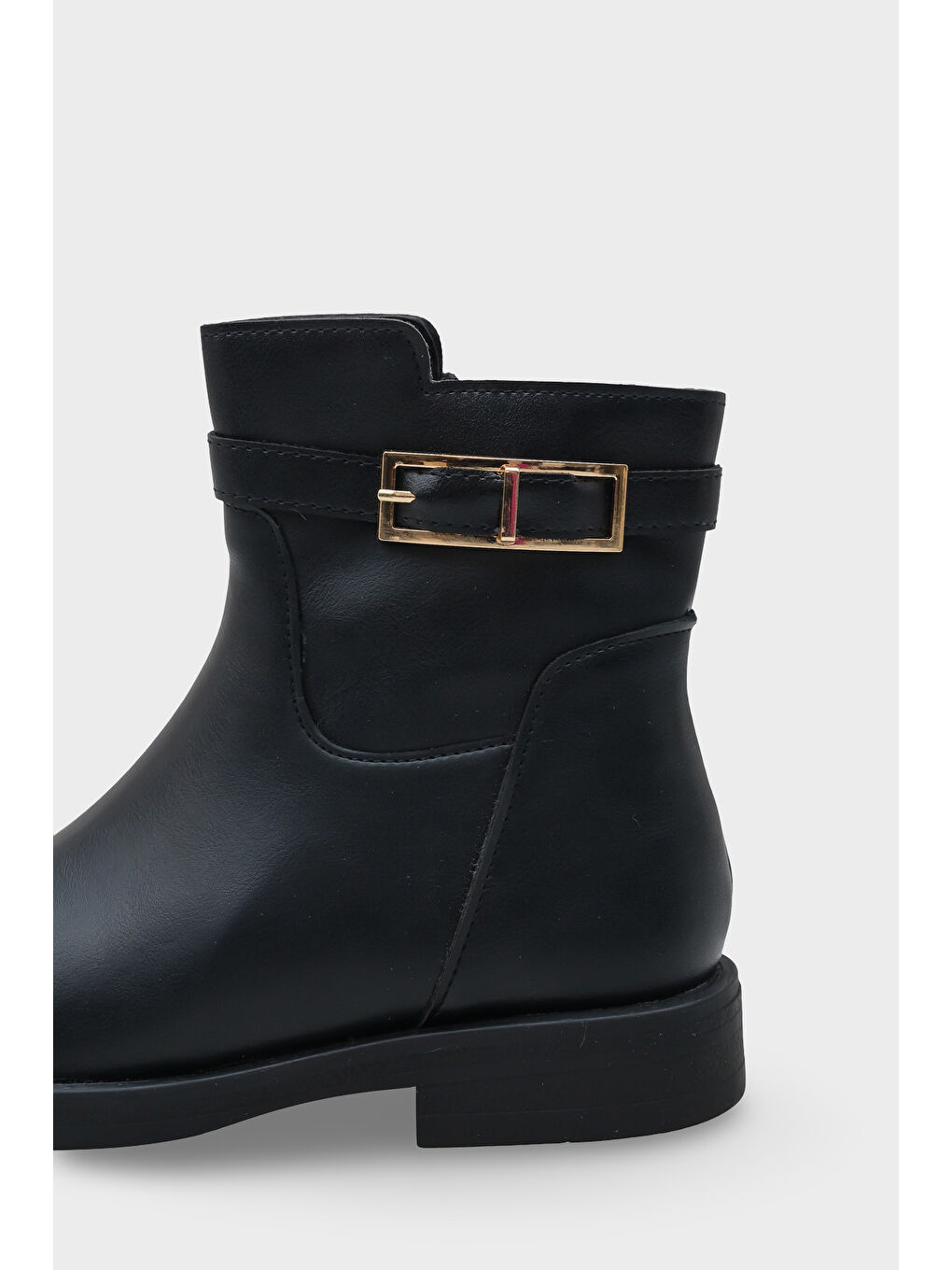 Siyah Rubi Kadın Bot-2