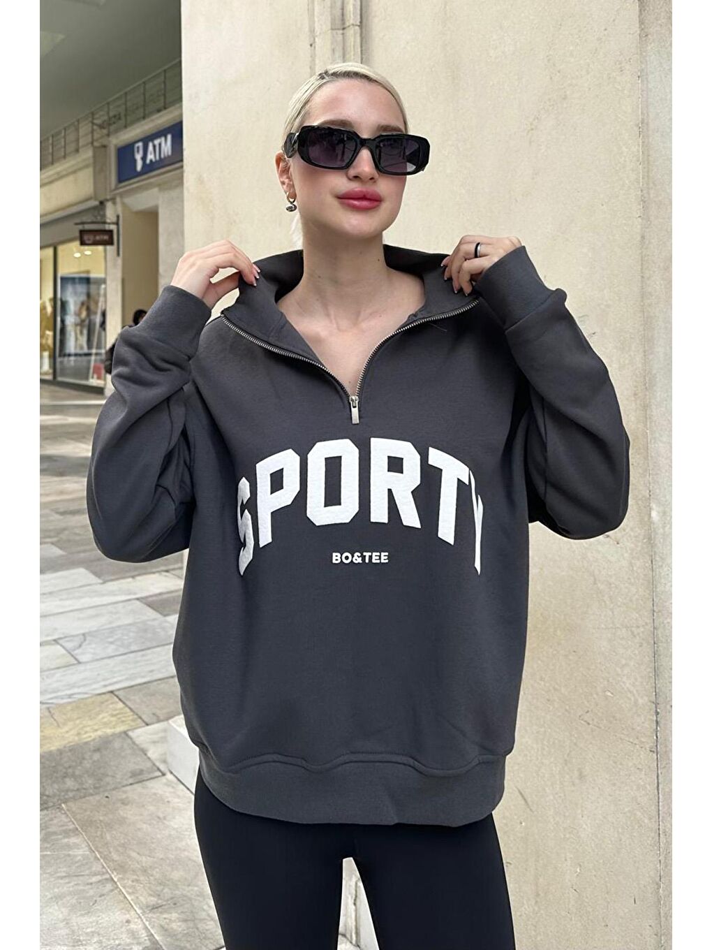 Madmext Gri Füme Yarım Fermuarlı Baskılı Sweatshirt MG2212 - 1