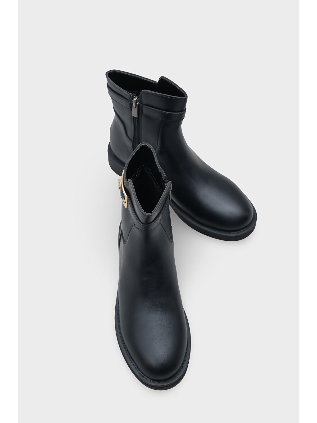 Siyah Rubi Kadın Bot-5