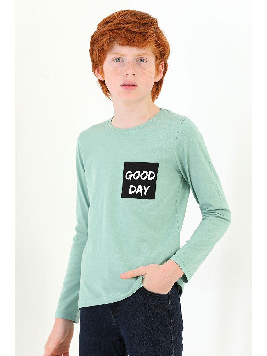 Yeşil Bisiklet Yaka Uzun Kol Ön Ceplı Good Day Baskılı Uzun Kol Cagla Yesil Renk Erkek Çocuk Tshirt