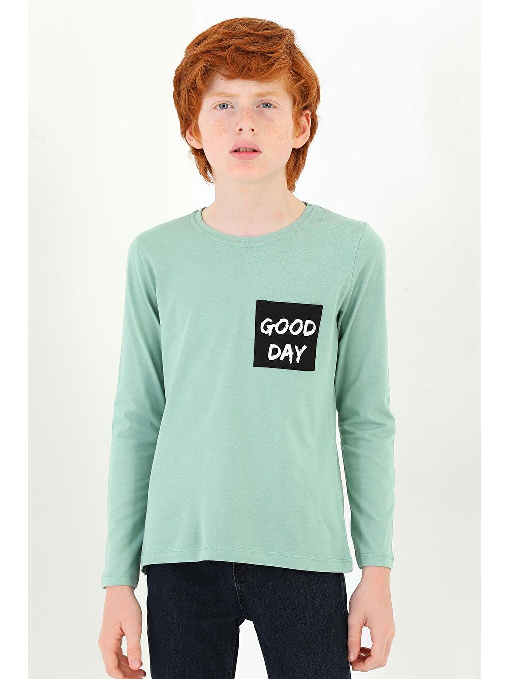 Yeşil Bisiklet Yaka Uzun Kol Ön Ceplı Good Day Baskılı Uzun Kol Cagla Yesil Renk Erkek Çocuk Tshirt-1