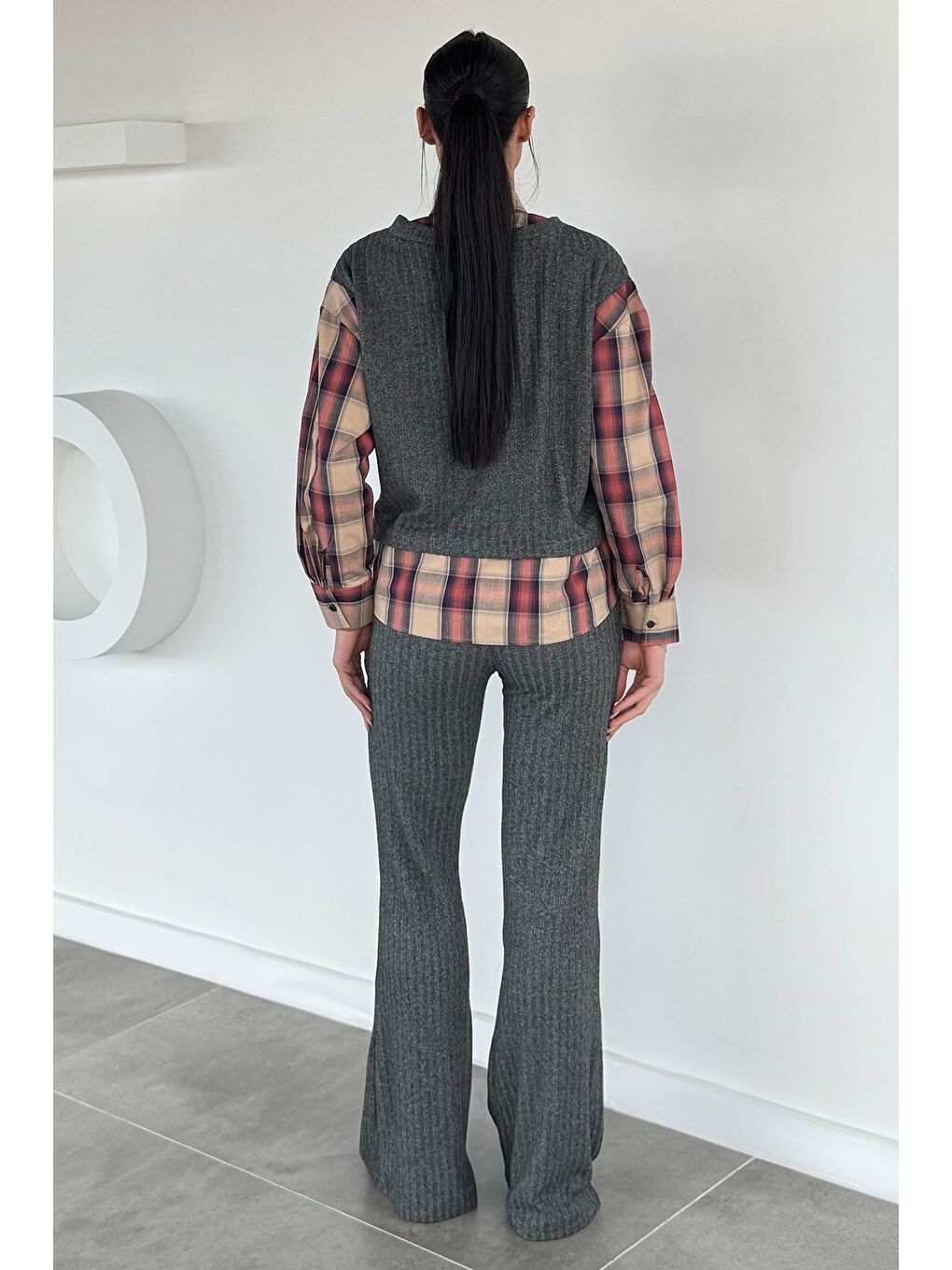 Antrasit Kadın Süveter Garnili Ekose Desenli Gömlek Bel Lastikli Pantolon İkili Takım-4