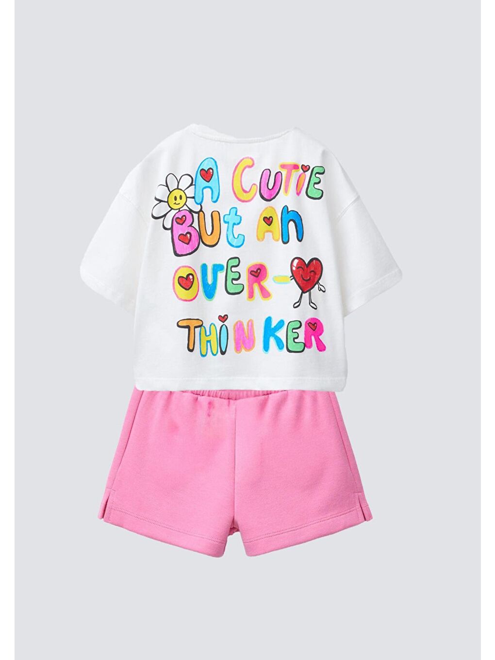 Kız Çocuk Pamuklu Ekru Yazı Baskılı T-Shirt Ve Pembe Kalp Detaylı Şort Alt Üst Takım-4