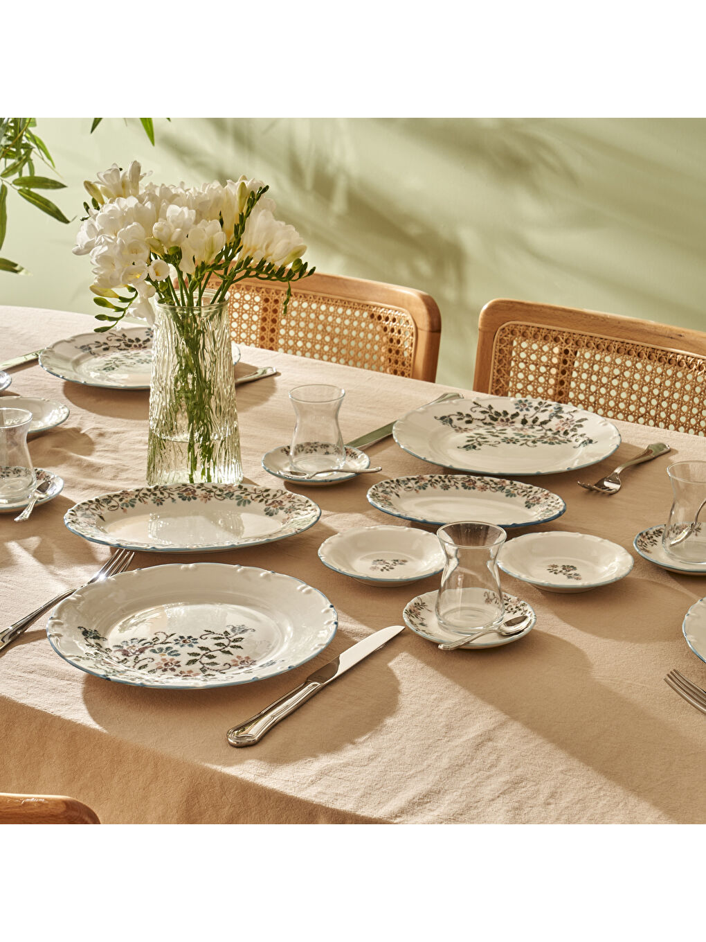 Vintage Porselen 26 Parça 6 Kişilik Kahvaltı Takımı Mavi-1