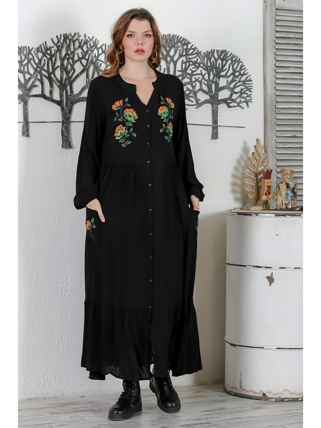 Siyah Hakim Yaka 3/4 Kol Düğmeli Nakışlı Casual Oversize Dokuma Elbise 140 58-1