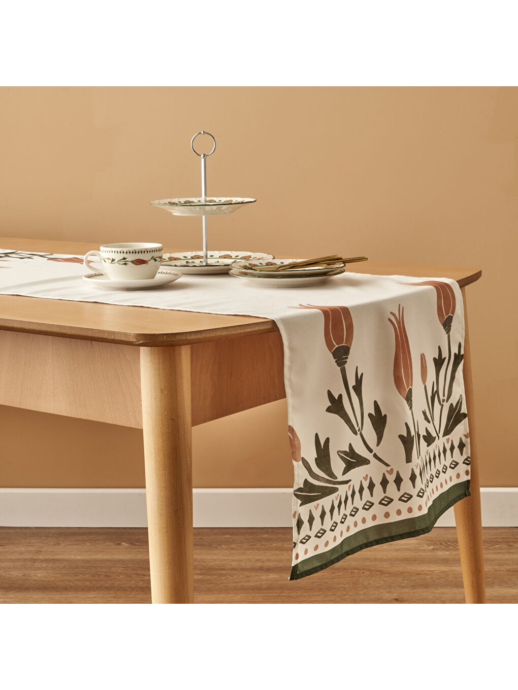 Tulip Pamuklu Runner Beyaz-Yeşil (50x150 cm)