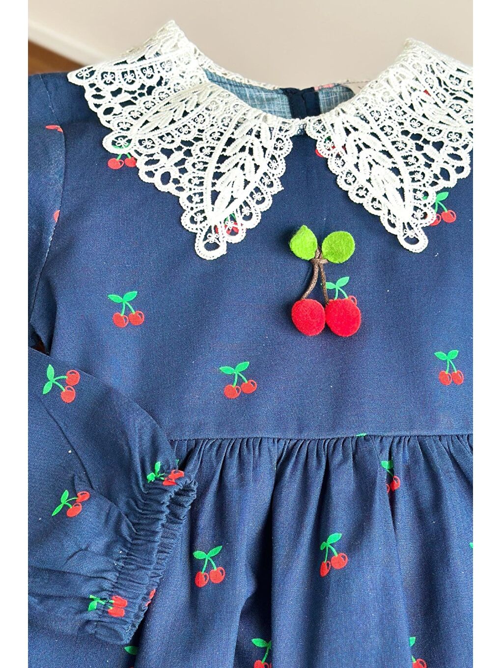 Kız Çocuk Lacivert Kiraz Desenli Dantel Yakalı Pamuklu Elbise-3