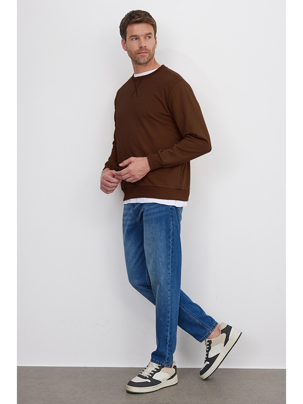 Unisex Relax Fit Rahat Kesim %100 Pamuk 3 İplik Basic Kahverengi Bisiklet Yaka Sweatshirt-1