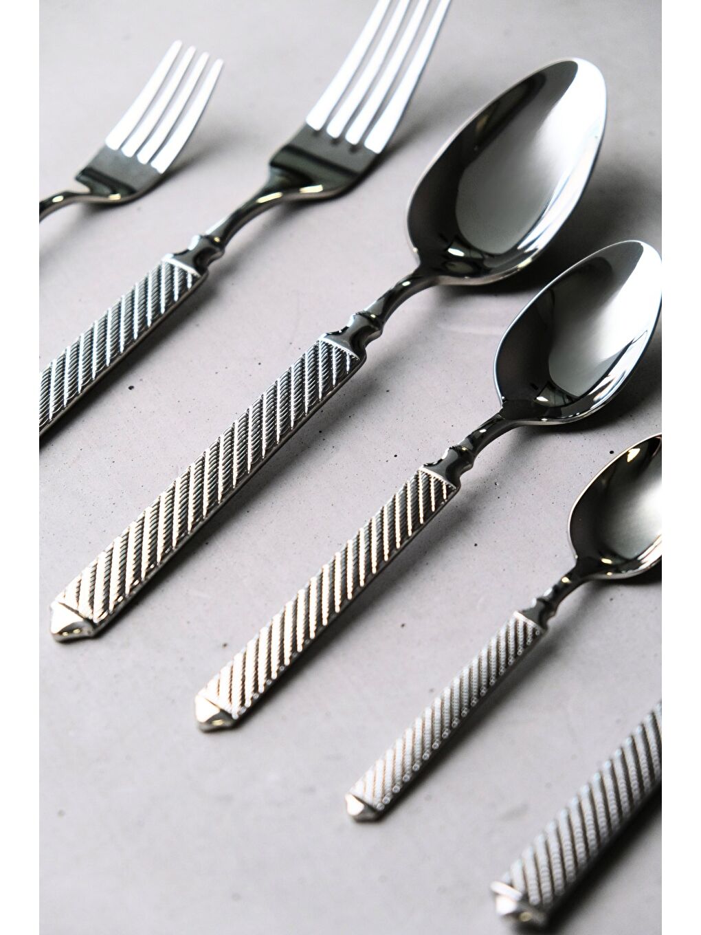 Gri Linda Sade Çatal Kaşık Bıçak Takımı 12 Kişilik 84 Parça-5