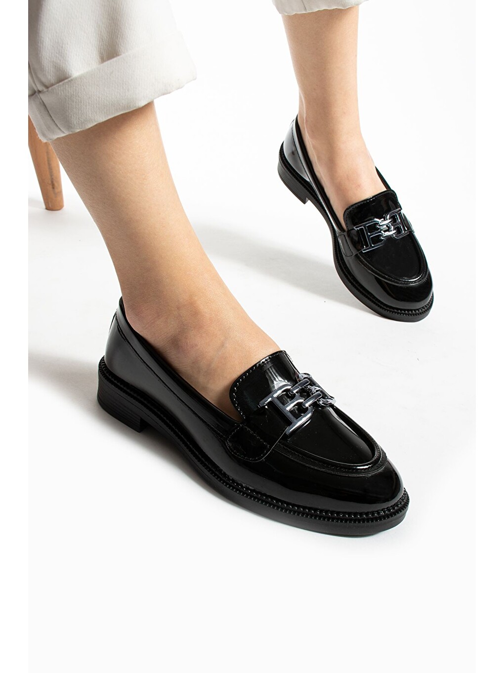 Siyah Tegan Kadın Loafer Makosen Casual Toka Detay Günlük Ayakkabı-2