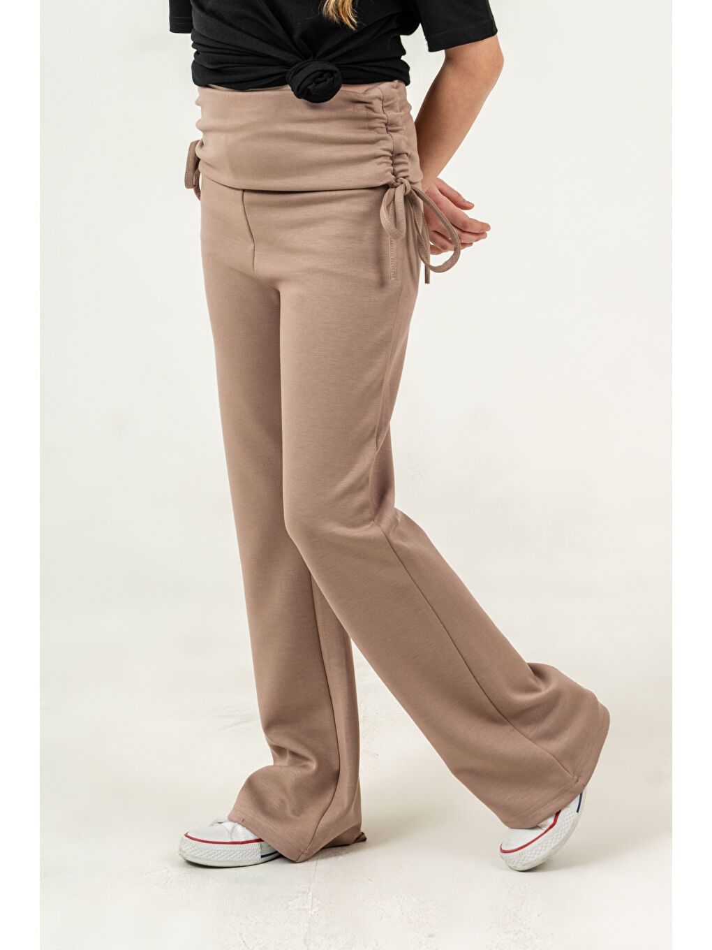 Bej Kemer Kenarı Büzgülü Biyeli Kız Çocuk Eşofman Altı-2