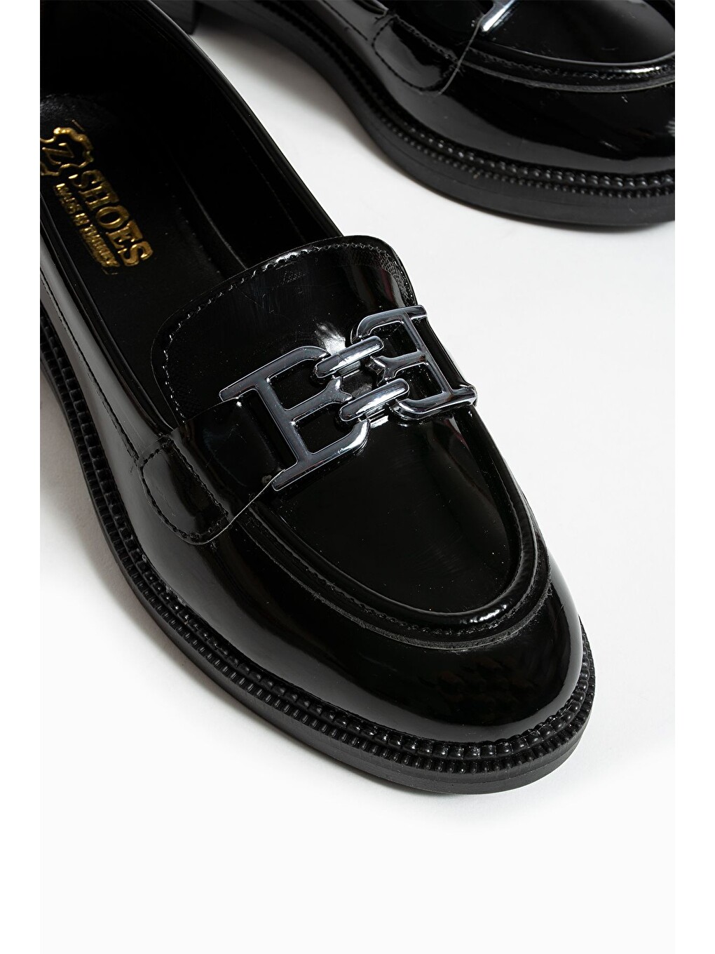 Siyah Tegan Kadın Loafer Makosen Casual Toka Detay Günlük Ayakkabı-4