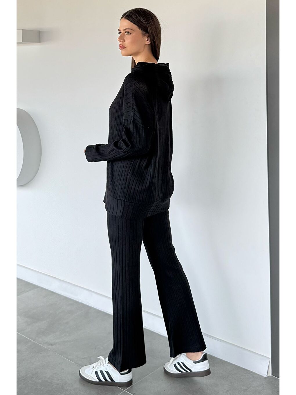 Siyah Kapüşonlu Fitilli Sweat Pantolon İkili Takım-1