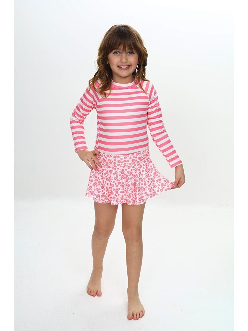 Pembe Kız Çocuk Şort Etekli Uzun Kollu Mayo Takımı 3-10 Yaş 12227