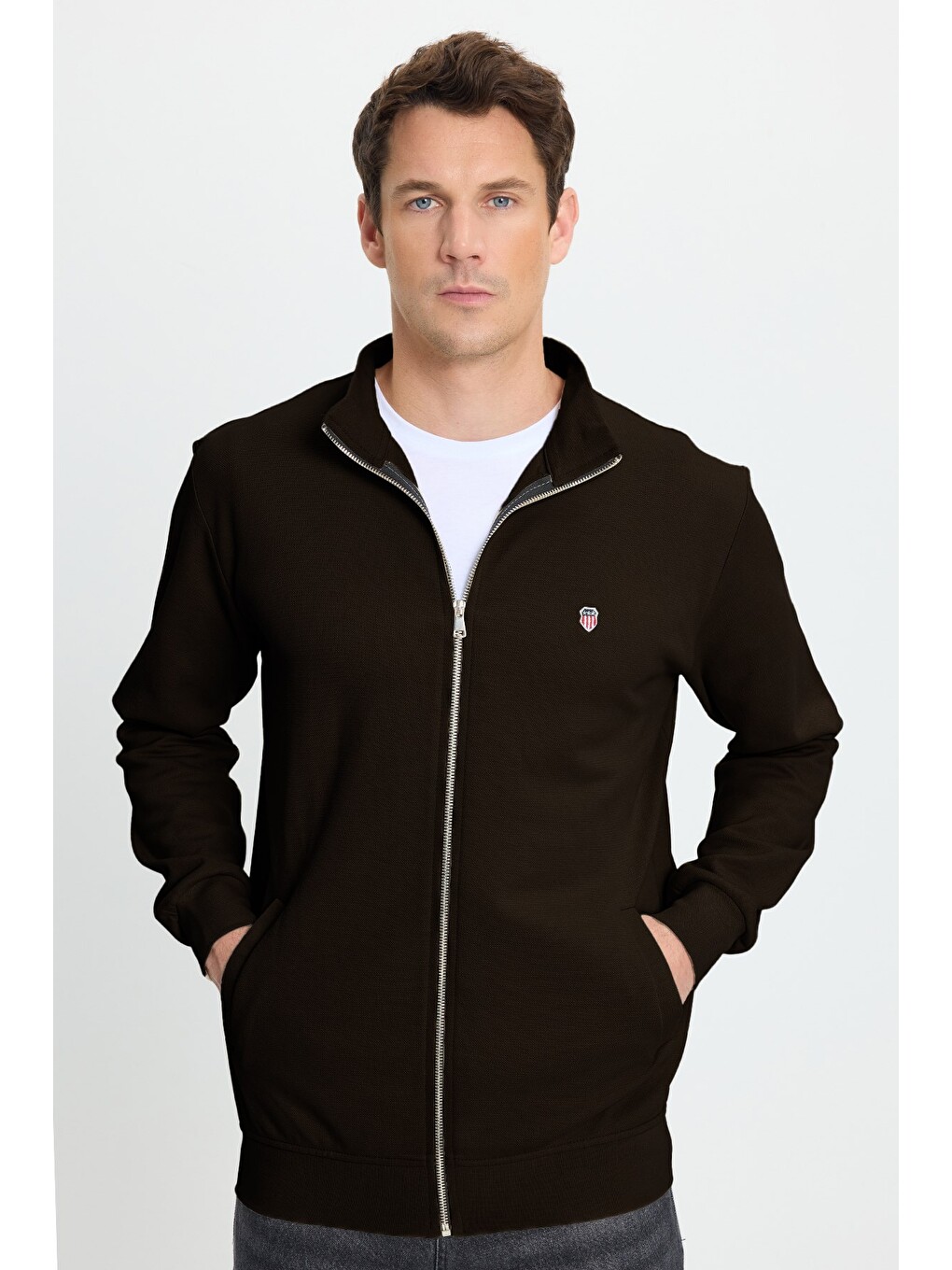 Erkek Slim Fit Dar Kesim Pamuklu Tam Fermuarlı Çift Cepli Dik Yaka Koyu Kahverengi Sweatshirt Hırka