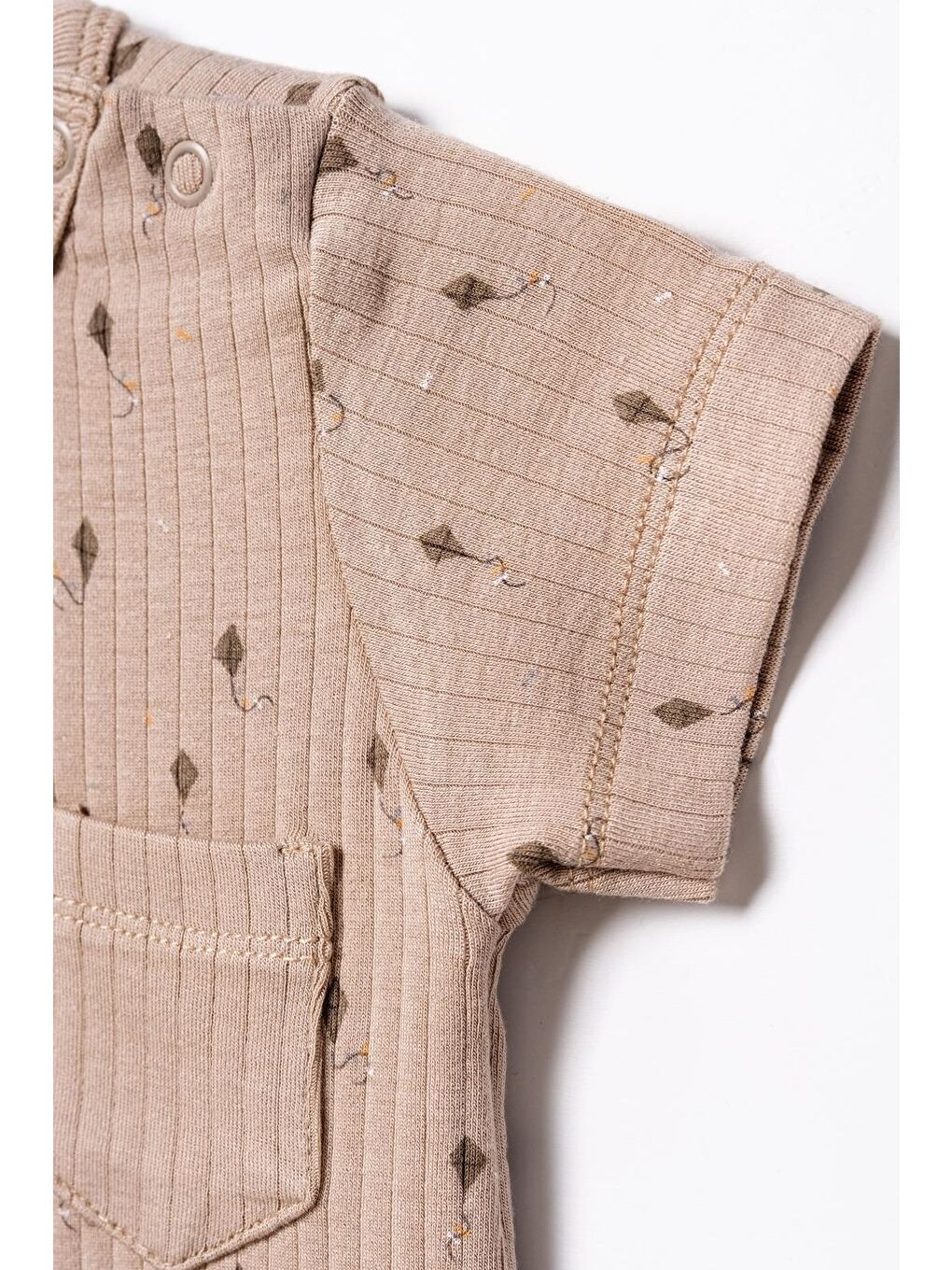 Bej Bebek Kısa Kollu Tişört ve Pantolon Takımı, %100 Pamuk, Bebek ve Yenidoğan Serisi - CSYM31113-3